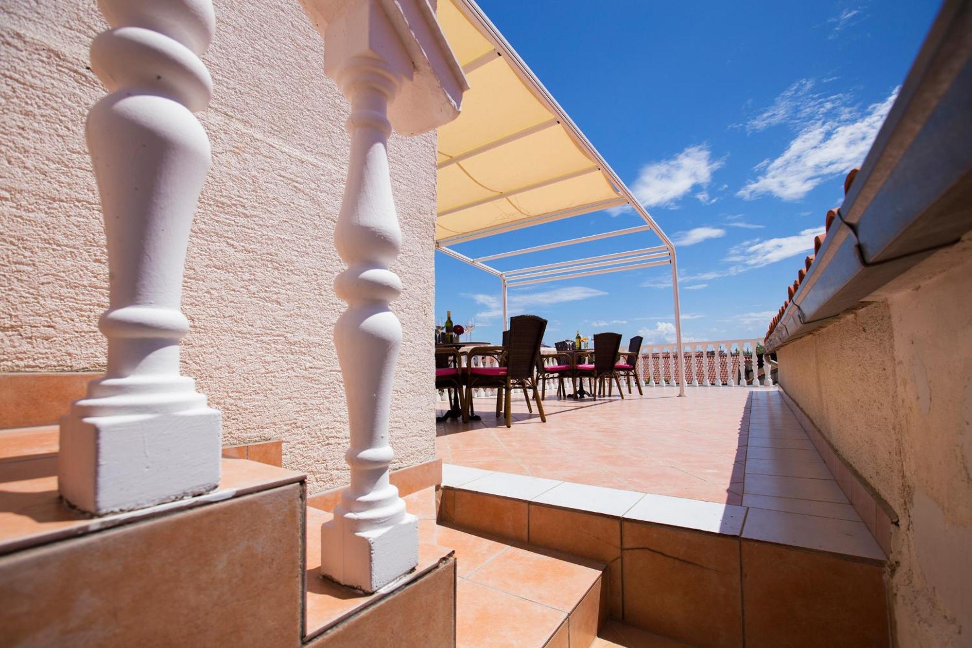 Apartments Roma Baška Voda Екстериор снимка