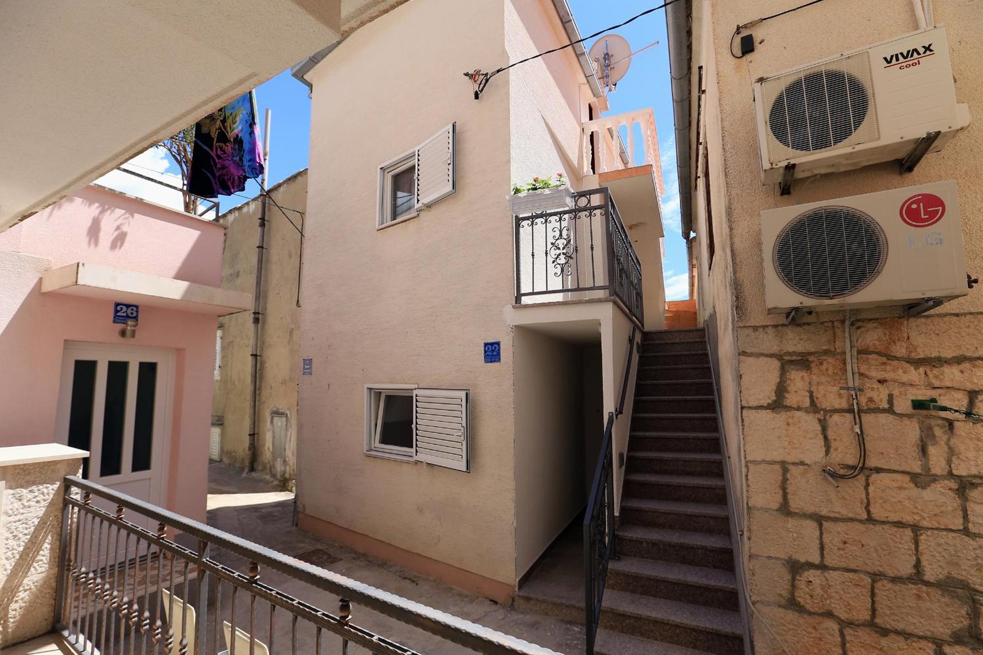 Apartments Roma Baška Voda Екстериор снимка